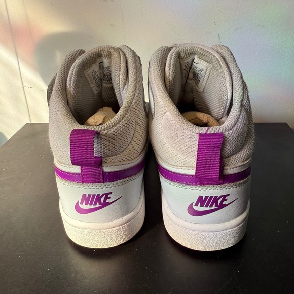 Nike Court Borough Mid 2 Sneakers Shoes Youth Size 5.5Y CD7782-009 White Purple - Picture 3 of 9